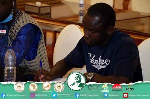 The young participants of the “Nasser International Leadership” Fellowship met with SDGs Agenda 2063 expert , Mrs Sarah Hamouda,  to discuss the role of African peer review mechanism (APRM) in promoting South-South cooperation