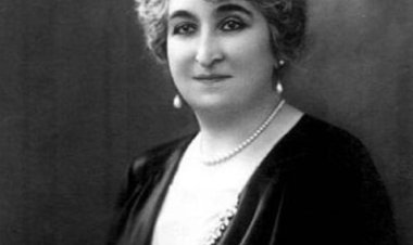 "Mama wa Wamisri" Safia Zaghloul