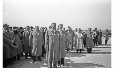 Hotuba ya Rais Gamal Abd elNasser huko Sochi kwenye Soviet Union mnamo 1958