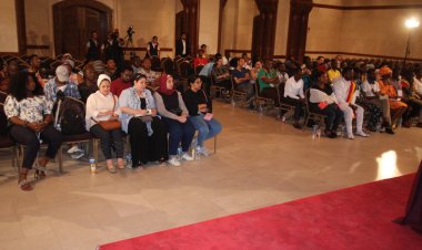 La visita de los jóvenes de Nasser Fellowship para Leadership al Centro Cultural Ortodoxo Copto en Abbasiya