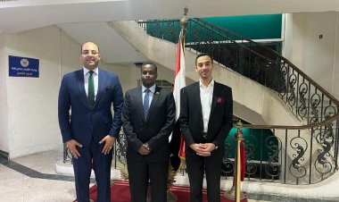 خريج منحة ناصر للقيادة الدولية يلتقي مساعد ومعاون وزير الشباب والرياضة