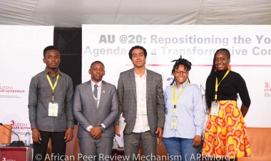 Kwa mahudhurio ya Rais wa Uganda .. Ghazaly ni mzungumzaji katika Mkutano wa Bara kwa vijana wenzake