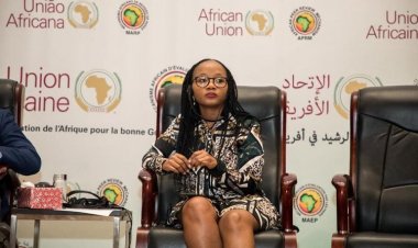 Une diplômée de la Bourse Nasser pour le leadership international remporte ‎le prix Mandela pour la jeunesse 2022.‎