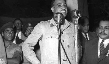 Hotuba ya Rais Gamal Abdel Nasser kwa wajumbe wa wasamaria wema kutoka Jengo la Wizara kuu kuhusu kusaini makubaliano ya kuwahamisha mnamo 1954