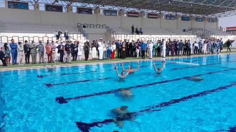 Le 5e jour du programme de la Bourse « Nasser », les participants visitent l'Académie de police