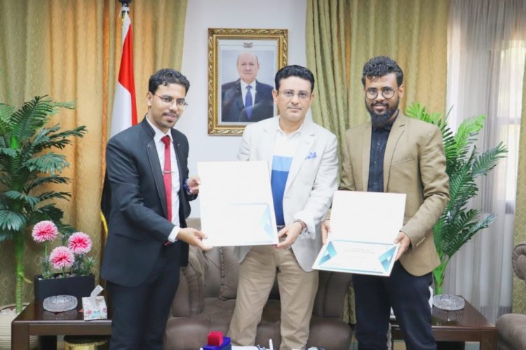 L’ambassade de Yémen au Caire accueille les diplômés de la Bourse Nasser pour le ‎leadership international