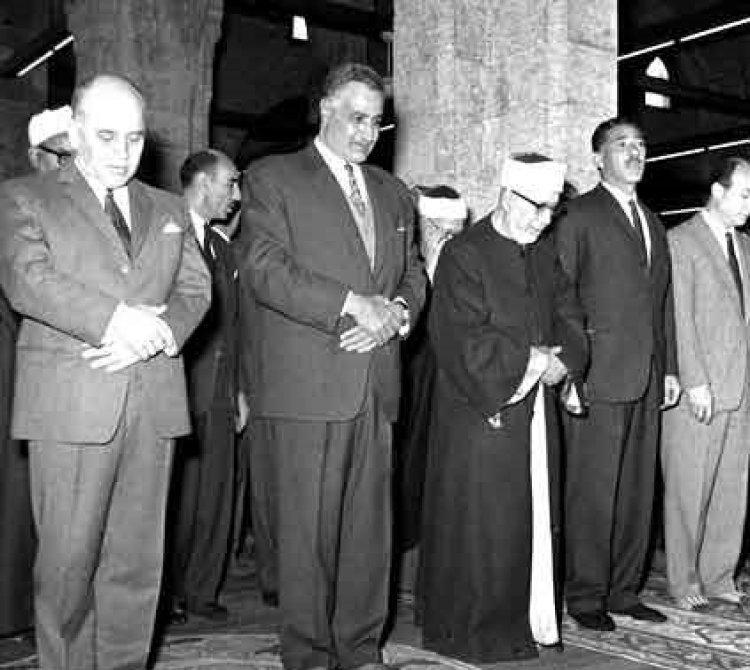 Quelques informations incroyables sur le bel Islam de Gamal Abdel Nasser