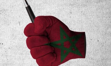 من نحاسب؟ السياسي أم المثقف!