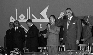 إن التفكير العلمى هو الصلة التى ربطت البشرية منذ أقدم عصور التاريخ طولاً