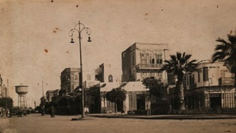 Damiette où la Méditerranée conflue du Nil