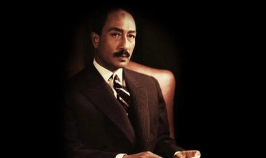 Muhammad Anwar Sadat, Shujaa wa Vita na Amani