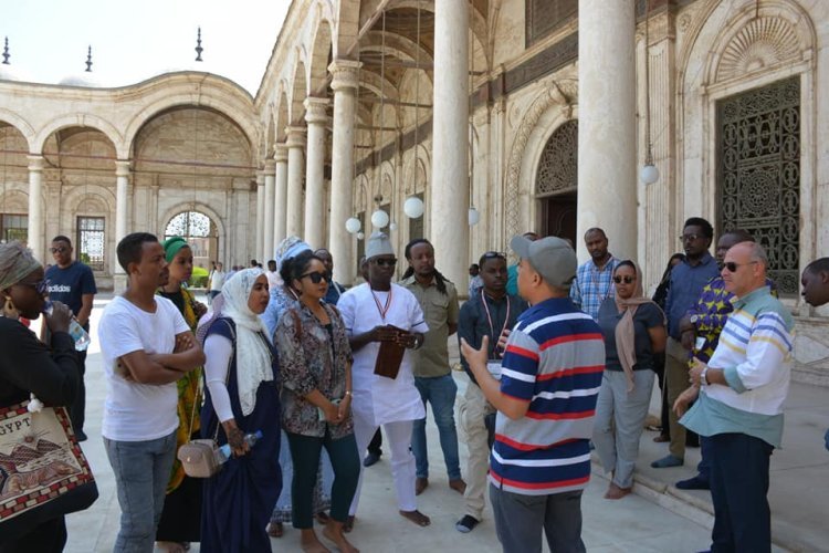 La bourse de Nasser est en visite le château du Salah El Din