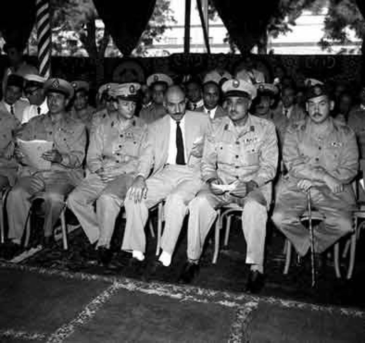 El discurso del Presidente Gamal Abdelnasser en la inauguración de la fábrica de las armas pequeñas del año 1954