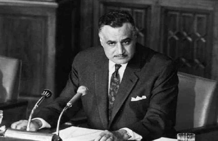 Discurso del presidente Gamal Abdel Nasser desde la casa de la radio con motivo del aniversario de la evacuación de Siria 1958