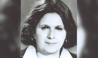 Hemat Mustafa  .. la première personne qui lit le bulletin d'information dans la télévision égyptienne.