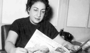 Amina Al-Saeed.. la première femme rédactrice en chef de la presse égyptienne