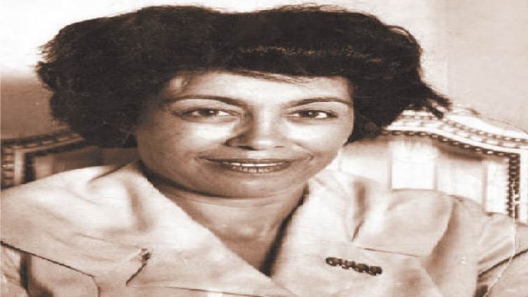 Dra. Hikmat Abu Zaid,  la primera ministra egipcia