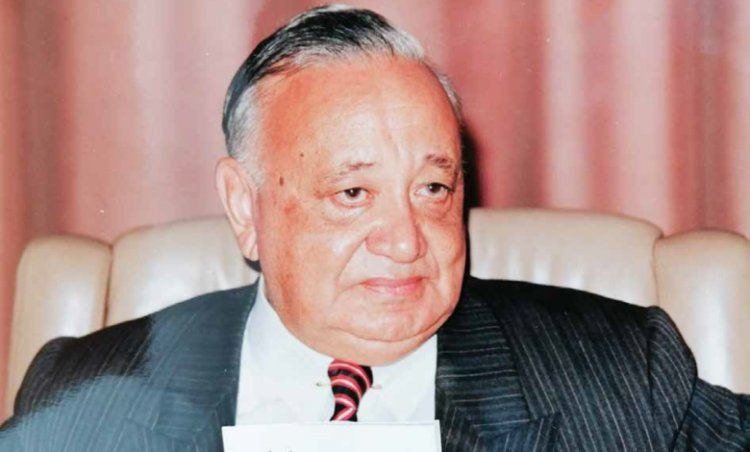 Once…. Tharwat Okasha conveys to the French people Abdel Nasser’s demand to help Egypt in making an atomic bomb