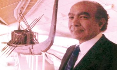 Kamal Al-Malakh «Khufu wa Karne ya Ishirini»