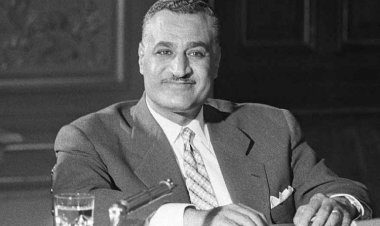 Le commerce de l'Égypte avec le bloc de l'Est s'est considérablement élargi, et il ne fait aucun doute que l'Occident a commis une erreur en gelant les avoirs égyptiens