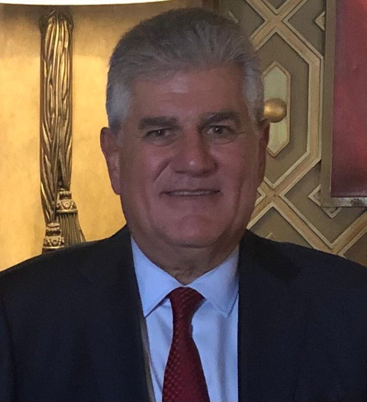  Abdel Hakim Abdel Nasser... mhandisi aliyeubeba urithi wa uongozi na akaichagua njia ya kazi tulivu